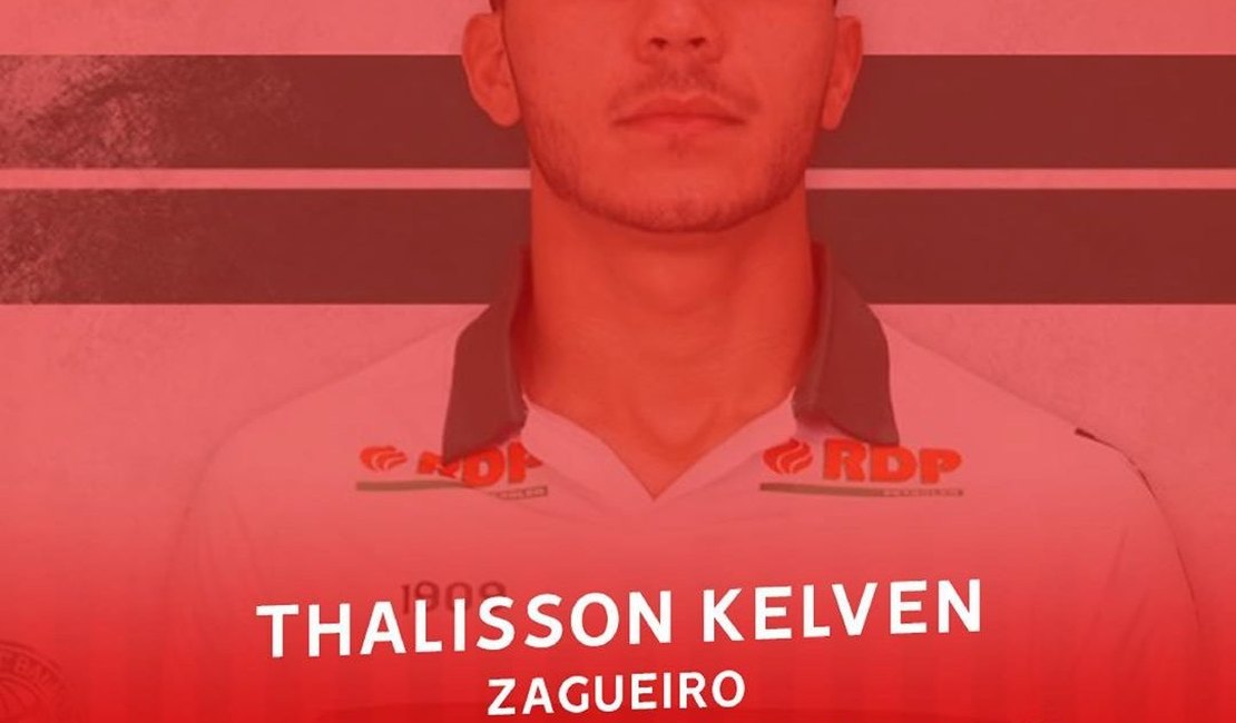 Zagueiro do CRB, comemora volta da Copa do Nordeste