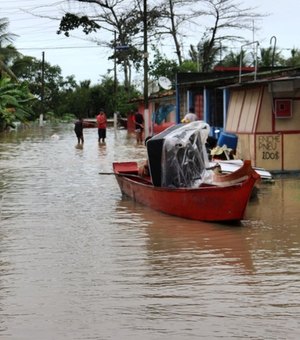 Cerca de 40 mil pessoas estão desabrigadas ou desalojadas pela chuva em Alagoas