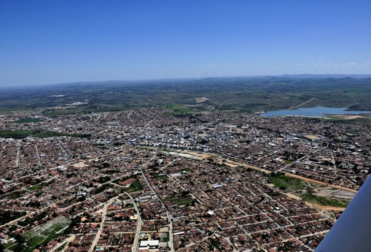 Prefeitura de Arapiraca vende primeira área pública em leilão e garante recursos para obras