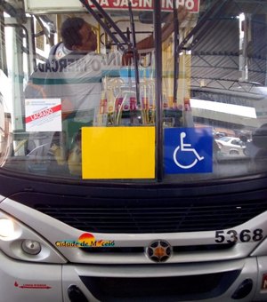 Ônibus com irregularidades são retirados de circulação