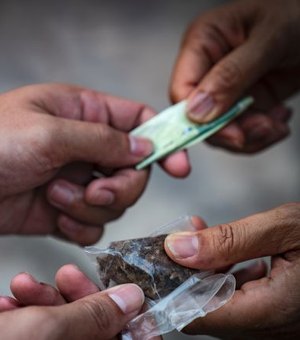 Força Tática apreende quase 10kg de cocaína dentre outras drogas ilícitas na Pajuçara