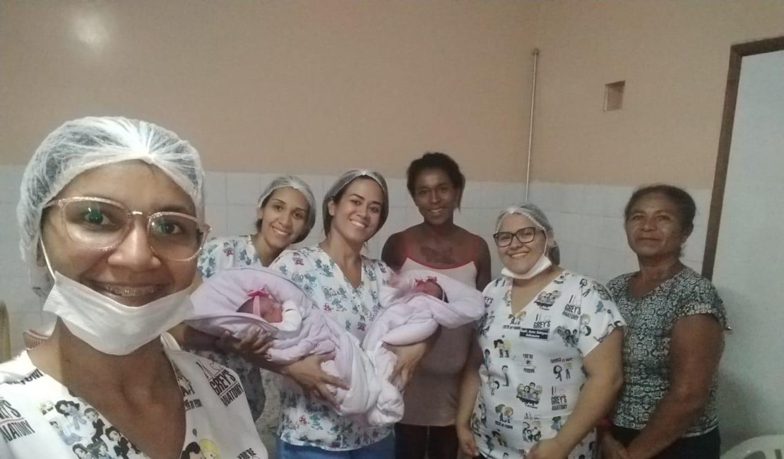 Mãe de seis filhos descobre gêmeas ao dar luz em hospital de Arapiraca