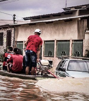 Mais de 10,4 mil consumidores estão sem energia elétrica devido à cheia dos rios no Acre