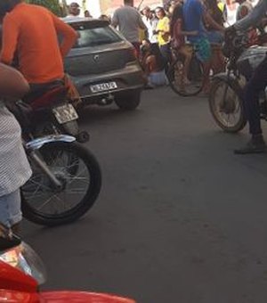 Jovem fica ferida após colisão entre motocicletas em Major Isidoro