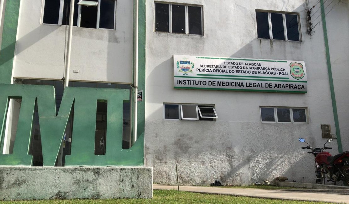 Populares encontram corpo de jovem que morreu em acidente na AL-115