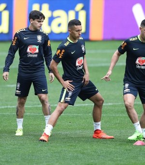 Seleção Brasileira enfrenta Paraguai e Fagner substituirá o suspenso Daniel Alves