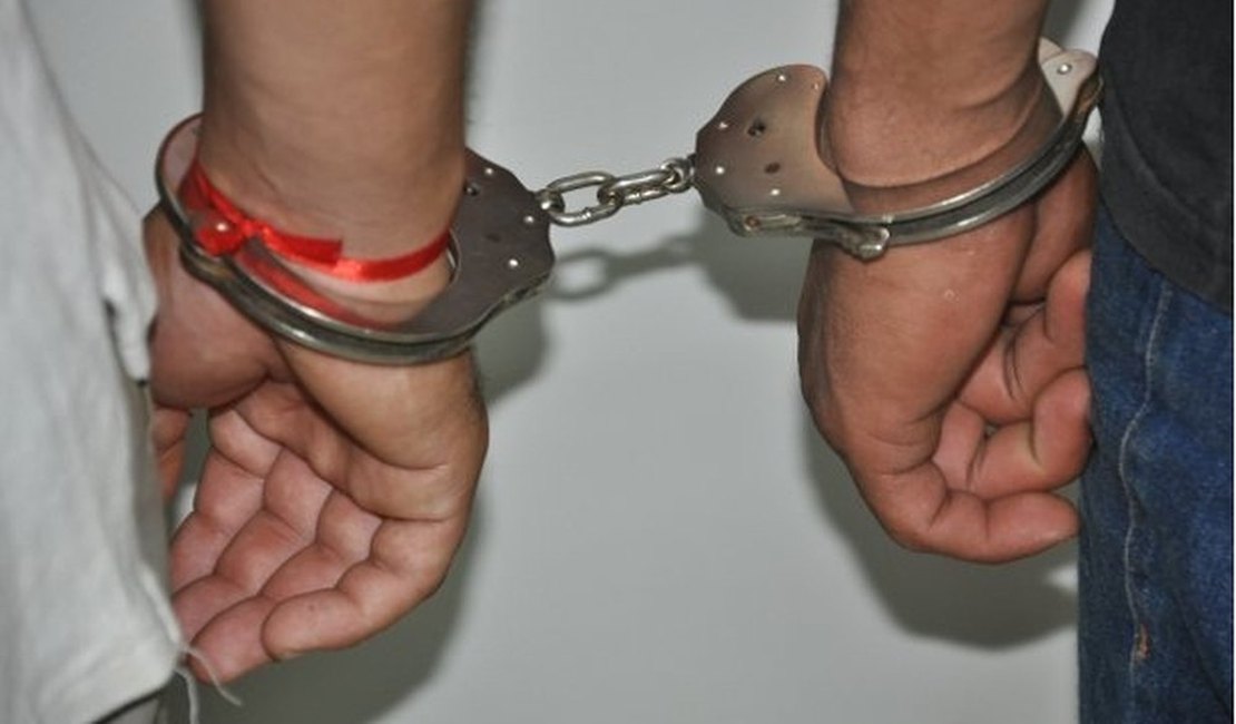 Suspeitos de matar jovem a pauladas em Olho D´Água das Flores são presos