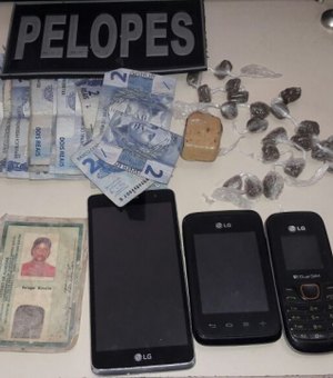 Após denúncia anônima, polícia prende casal por tráfico de drogas em Penedo