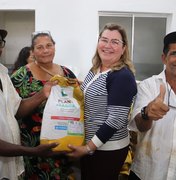 Prefeita Eronita Sposito promove parceria para doação de sementes, fortalecendo a agricultura local