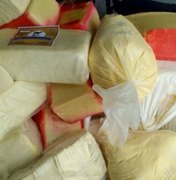 Quase duas toneladas de queijos clandestinos são apreendidos na BR-316, em Atalaia