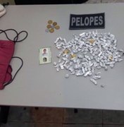 Traficante é preso com espingarda e drogas embaladas para comercialização em Piaçabuçu