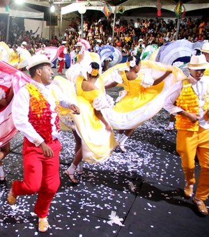 Cinco grupos disputam a final do Festival de Coco de Roda neste sábado (1º)