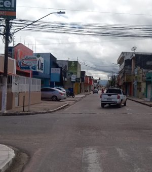 Centro de Arapiraca registra pouca movimentação neste Dia de São João