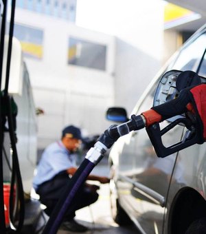 Petrobras anuncia novo aumento no preço da gasolina 