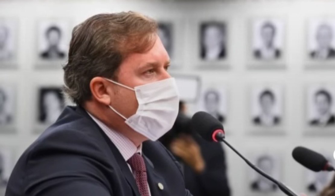 Marx Beltrão destaca ampliação de atendidos pelo BPC como medida relevante no semestre legislativo