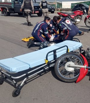 Colisão entre motocicletas deixa dois feridos na AL-220 em Arapiraca