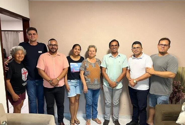 Ex-secretária de educação de Messias, Nenci Omena, declara apoio ao prefeito Marcos Silva