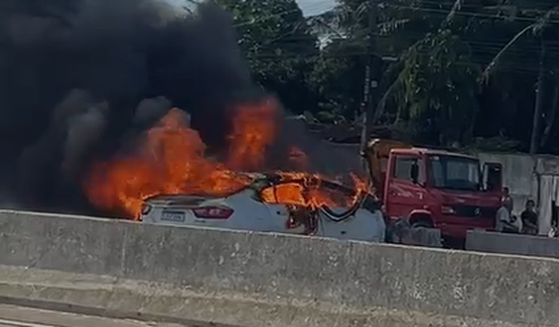 [Vídeo] Uma pessoa morre em acidente na BR-101 em Teotônio Vilela