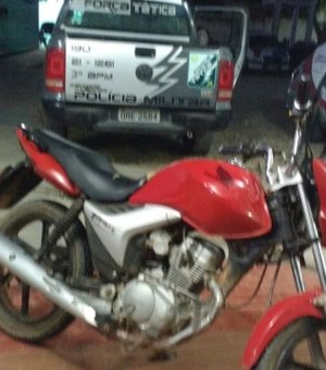 Dupla de assaltantes rouba moto de motociclista na AL-115 no Agreste