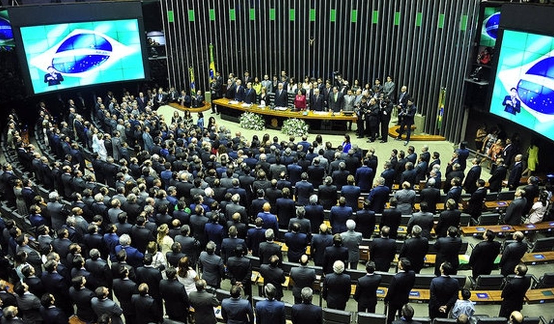 Deputados e senadores lançam frente de segurança pública focada nos Municípios
