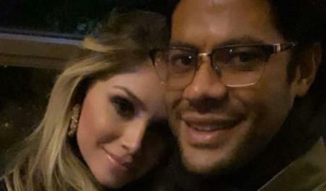 Hulk Paraíba surge em foto agarradinho com a nova namorada, Camila Ângelo
