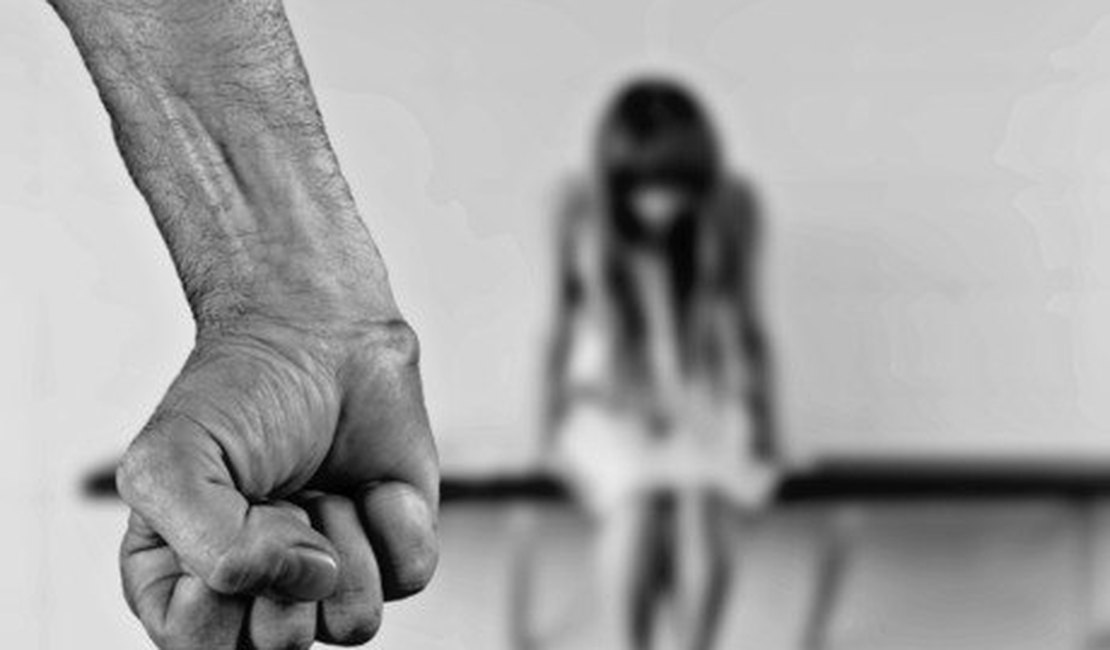 Cadastro nacional de condenados por estupro entra em vigor hoje