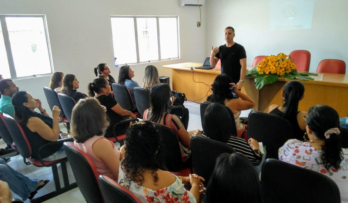 Educadores participam de workshop sobre educação no trânsito em Limoeiro de Anadia