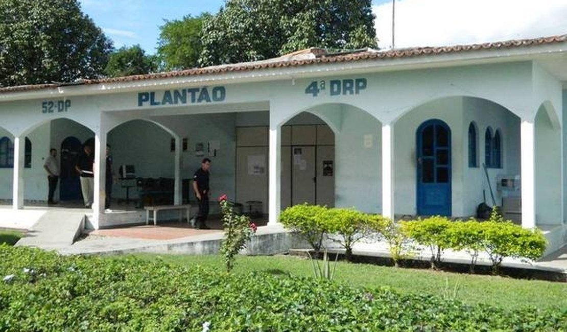 Polícia prende jovem que assaltou estabelecimento com moto emprestada
