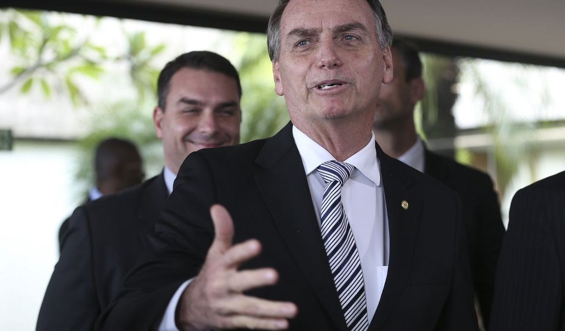 Bolsonaro sobre piora de indicadores: 'Pergunta para o Guedes'