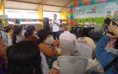 Governador Paulo Dantas fala durante entrega de Kits Enxoval na Arena Cria Arapiraca