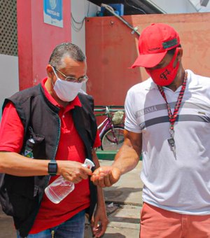 Mercado Público de Arapiraca recebe ação integrada de combate à pandemia