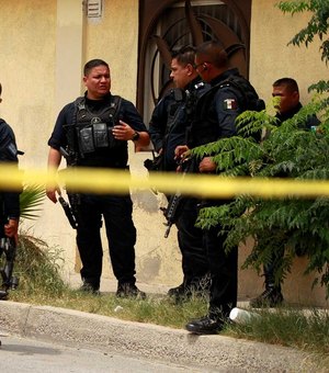 México encontra corpos de 11 pessoas enforcadas no norte do país
