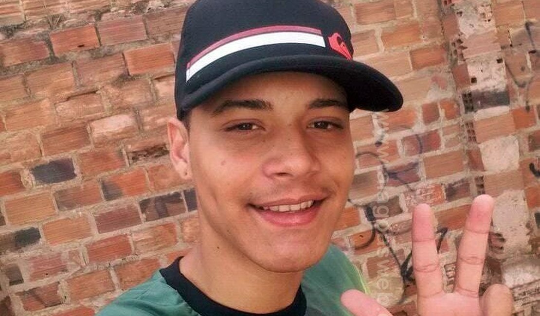 Jovem é sequestrado por homens encapuzados em São Miguel dos Campos
