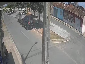Caminhonete esmaga moto em Girau do Ponciano