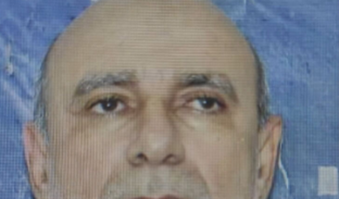 PGR recorre contra prisão domiciliar de Fabrício Queiroz e da mulher dele