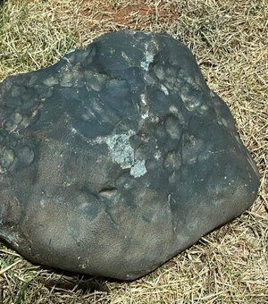 Família de homem que encontrou meteorito em PE teme por segurança: “Virou um pesadelo”