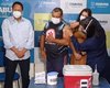 Socorrista pega covid após tomar 2ª dose da vacina; Butantan explica caso