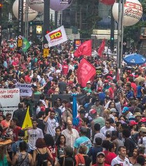 Alagoas terá atos contra reforma da Previdência nesta sexta; greve será em 28 de abril