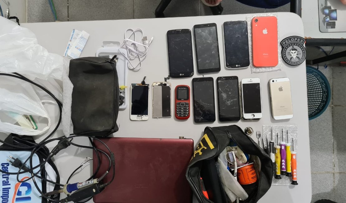 Homem é preso com aparelhos celulares roubados, no povoado Folha Miúda
