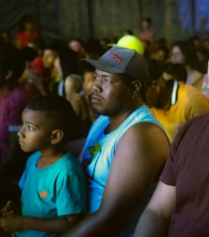 Jarbinhas barros promove circo para divertir crianças de Lagoa da Canoa