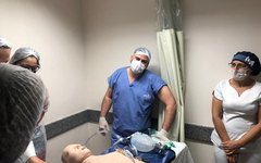 Profissionais de Hospital de Arapiraca participam de treinamentos para enfrentamento do Covid-19