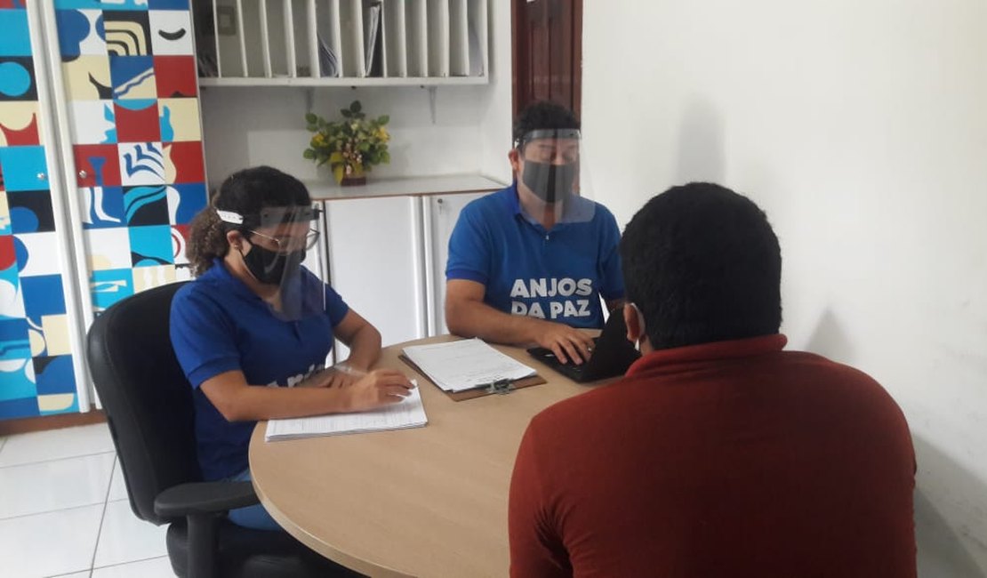 Rede Acolhe atende 35 dependentes químicos no primeiro dia após retomada dos serviços presenciais
