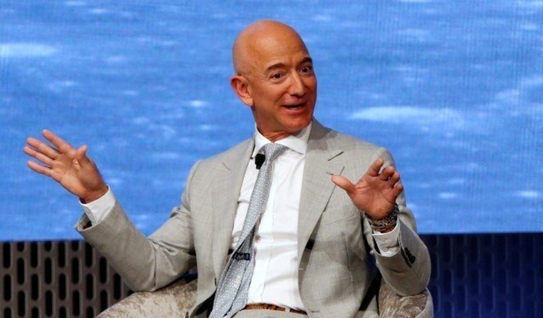 Jeff Bezos, dono da Amazon, ganha R$ 69 bilhões em um único dia