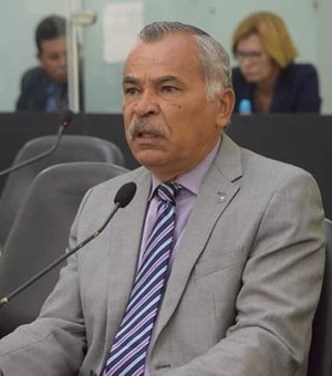Tarcizo Freire solicita adicional de insalubridade em grau máximo a servidores da saúde