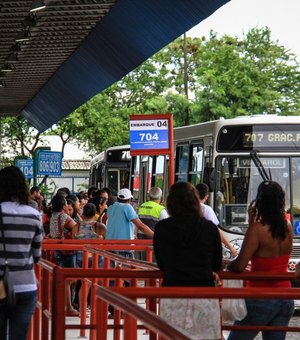 Prefeitura realiza ação de combate ao assédio sexual nos ônibus