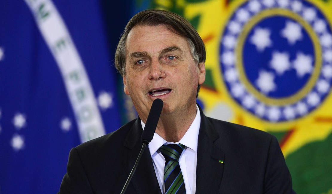 Oxigênio enviado por Bolsonaro serviria por poucas horas