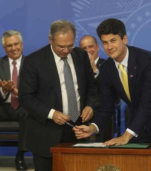 Gustavo Montezano toma posse na presidência do BNDES