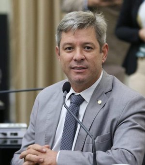 Cabo Bebeto acredita em “infiltrados” na quebradeira em Brasília e critica “covardes” por atuação da Defensoria estadual