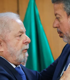 Lula deve se reunir com Lira para discutir entraves na articulação política