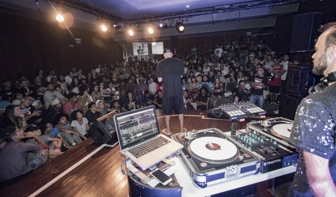  Hip-hop e Stand-up marcam celebração dos 47 anos do Teatro de Arena Sérgio Cardoso